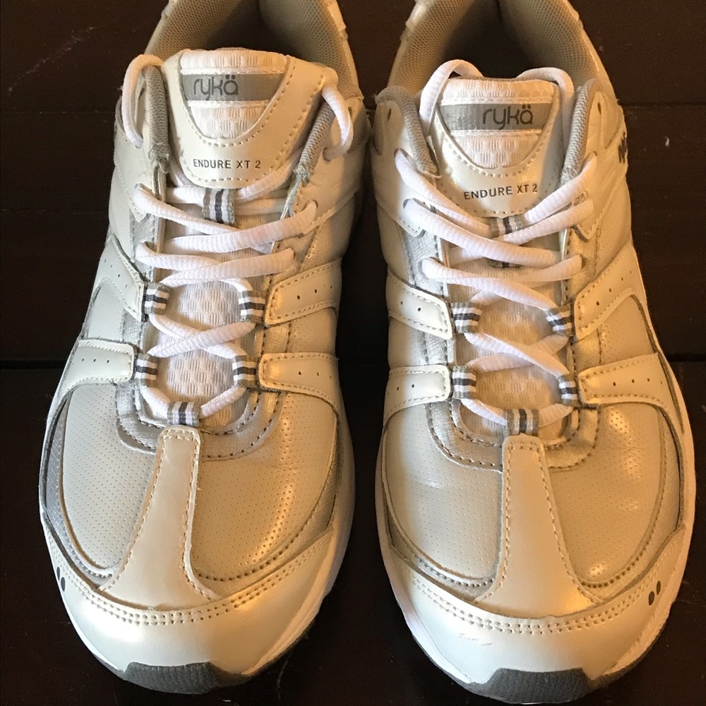 18). Ryka Endure XT 2 Ortholite shoes